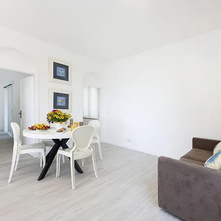 Casa Panoramica Bouganville Tatil Evi SantʼAndrea