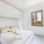 Prázdninový dům Casa Panoramica Bouganville SantʼAndrea