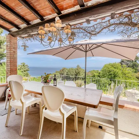 Holiday home Casa Panoramica Bouganville Sant'Andrea (Isola d'Elba)