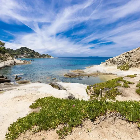 Casa Panoramica Bouganville * Sant'Andrea (Isola d'Elba)