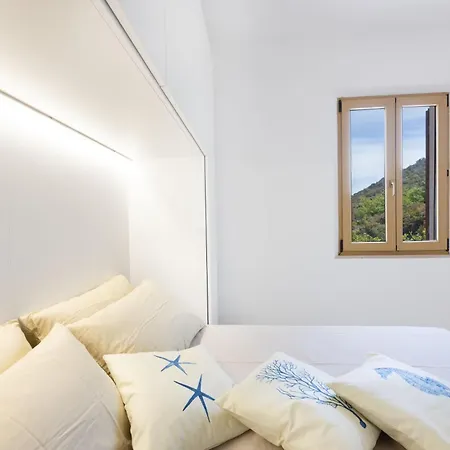 Casa Panoramica Bouganville SantʼAndrea