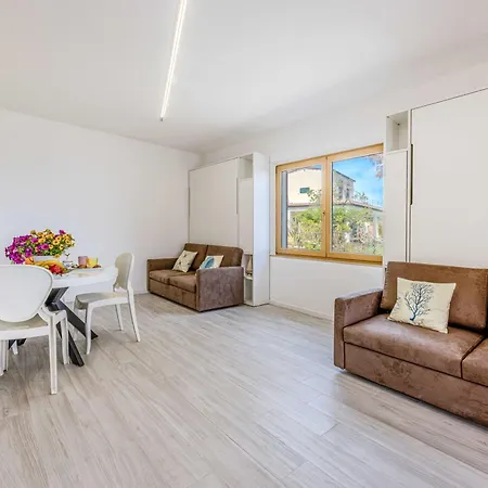 Casa Panoramica Bouganville 펜션 SantʼAndrea